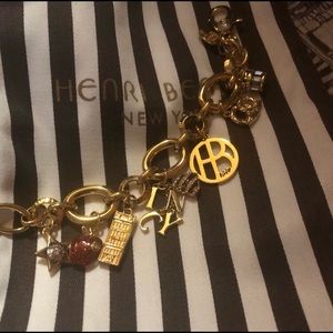 henri bendel Jewelry - Henri Bendel Iconic Charm Bracelet henri bendel Jewelry - Henri Bendel Iconic Charm Bracelet